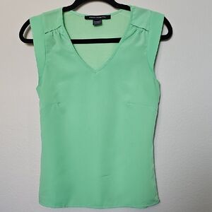 French Connection Light Green V-Neck Semi Cap Sleeve Mixed Media Tank Top XS